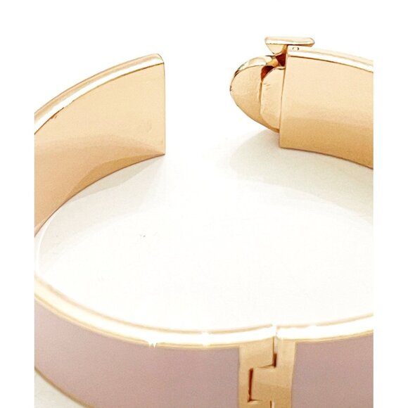 Kate Spade NY Rococo Pink Enamel Hinged Heritage Bangle Bracelet Rose Gold Tone - Picture 5 of 7